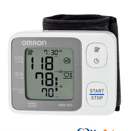 Máy đo huyết áp cổ tay Omron HEM-6131
